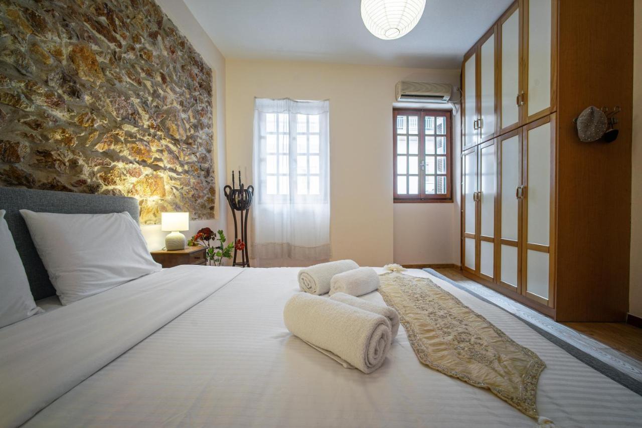 Luxurious Villa At Mets Athén Kültér fotó