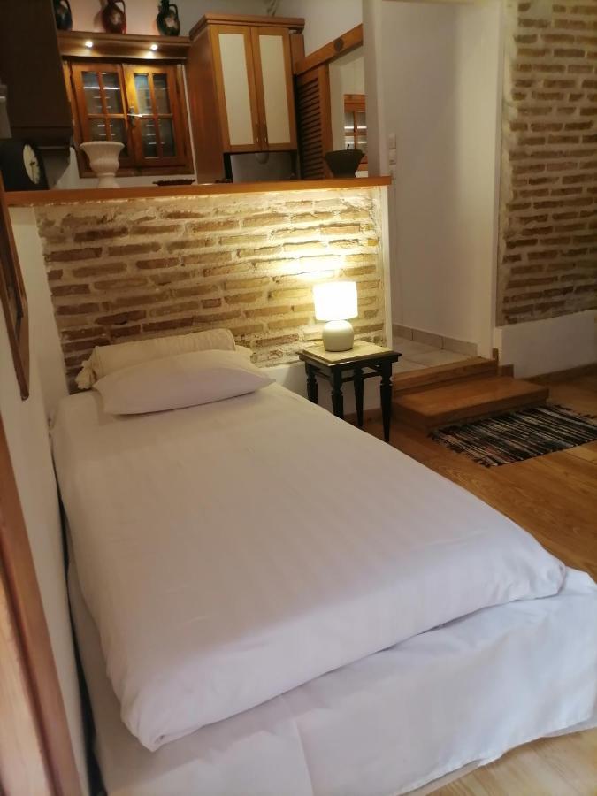 Luxurious Villa At Mets Athén Kültér fotó